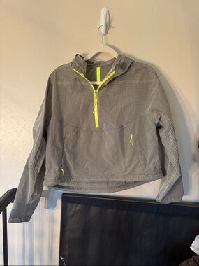 lululemon athletica Gray and white Pullover Windbreaker with Neon Yellow Accents